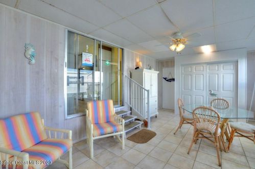 925 Hawthorn Cir, Sebastian FL  32976-7500 exterior