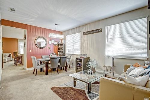 636 Silver Star Ct, Vacaville CA  95688-9478 exterior