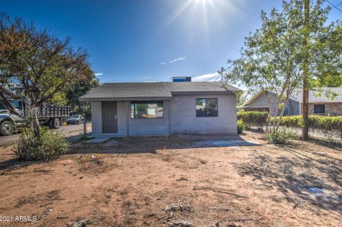 2631 28th St, Phoenix AZ  85008-1143 exterior