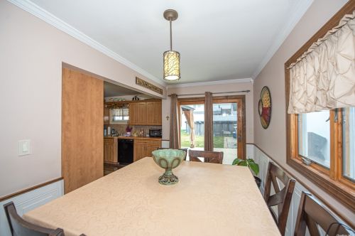 4156 Florence Rd, Bethpage NY  11714-6237 exterior