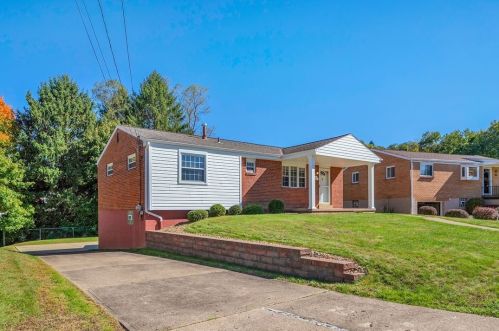 308 Argow Dr, Pittsburgh, PA 15239-1106