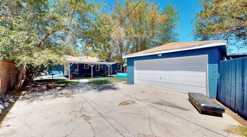 44420 Date Ave, Lancaster CA 93534-3512 exterior