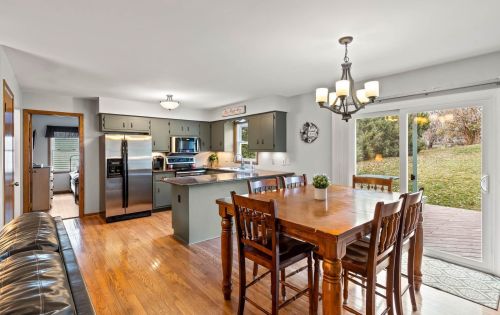 1223 Riverton Dr, Mukwonago WI  53149-1053 exterior