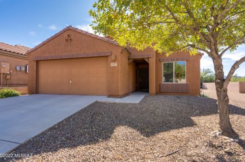 4699 Hoha Ln, Tucson, AZ 85741-4639