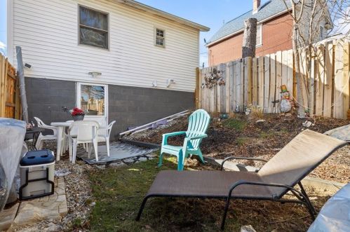 1808 Kensington St, New Kensington PA  15068-4911 exterior