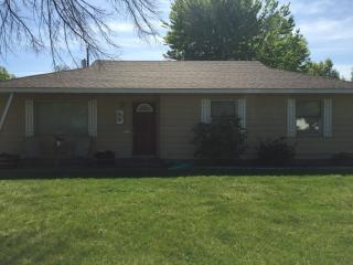 501 Basswood Ave, Richland, WA 99352-4042