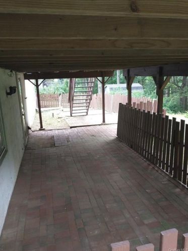 31 Woodland Rd, Highland Mills NY  10930-2948 exterior