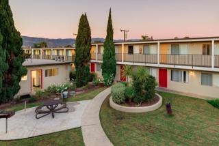 6721 El Colegio Rd, Santa Barbara CA  93117-4243 exterior