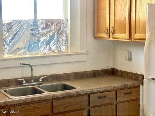 329 12 St, Phoenix AZ 85086-6477 exterior