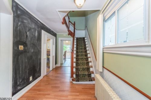 26 Cottage St, South Orange, NJ 07079-2207