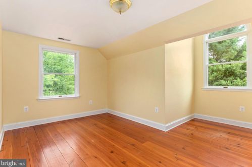 14260 Rehobeth Church Rd, Lovettsville VA  20180-3218 exterior