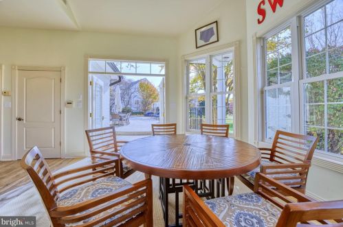 40280 Spectacular Bid Pl, Leesburg VA  20176-7173 exterior