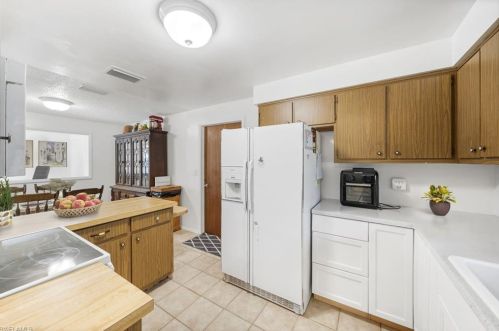 316 Robert Ave, Lehigh Acres FL 33936-4338 exterior