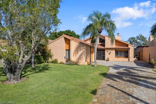 28425 Highgate Dr, Bonita Springs FL  34135-6832 exterior