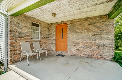 7186 National Rd, Brookville OH  45309-8784 exterior