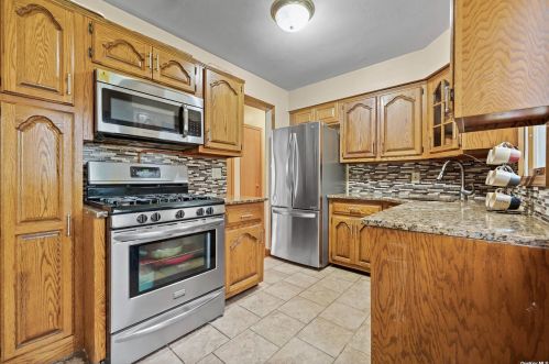 12 Covington St, Huntington Station NY  11746-8406 exterior