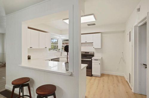 13 Sunset Dr, Lodi CA  95240-2813 exterior