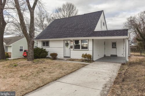 1102 Cumberland Ave, West Deptford NJ  08096-3041 exterior