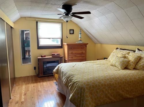 1705 Neshannock Blvd, New Castle PA  16105-2480 exterior