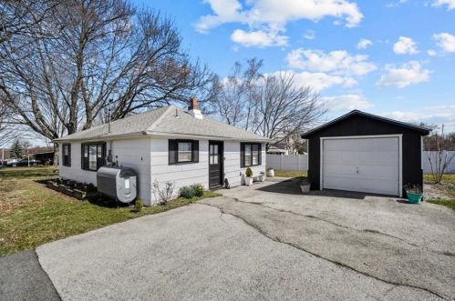 4 Vin Rose Ln, Marlborough NY  12542-5627 exterior