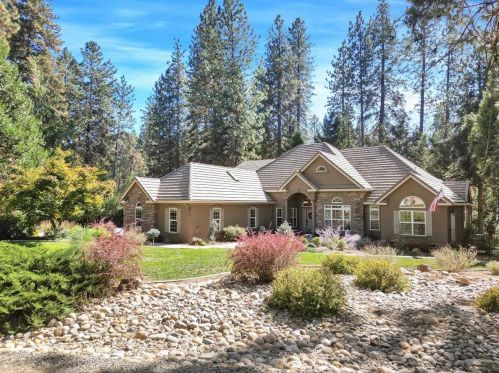 12881 Chatsworth Ln, Grass Valley CA  95945-9739 exterior