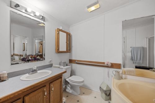 251 Fire Pond Rd, Hopkinton NH  03229-2923 exterior