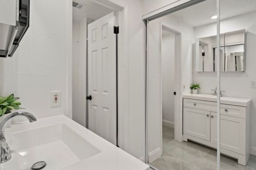1248 Dover St, Glendora, CA 91740-5314