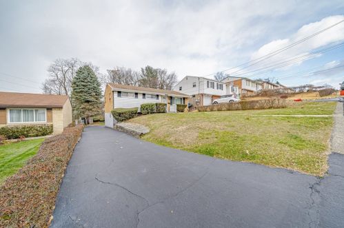 744 Sara Ln, Verona, PA 15147-2637