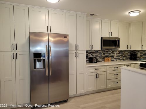 915 Crimson Ct, Morganville, NJ 07751-1756