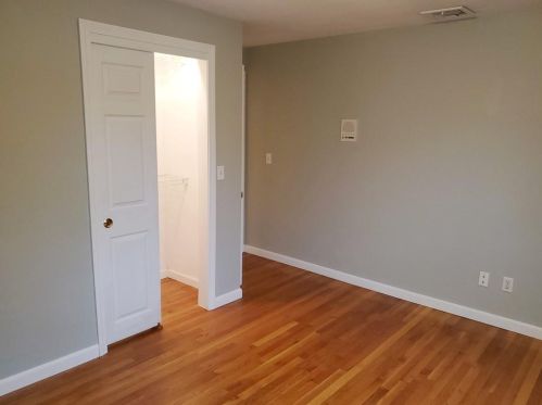 19 Ducarl Dr, Lincoln RI  02865-1320 exterior