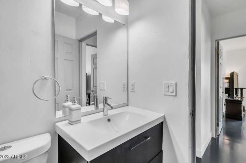 1901 22nd St, Phoenix AZ  85006-2446 exterior