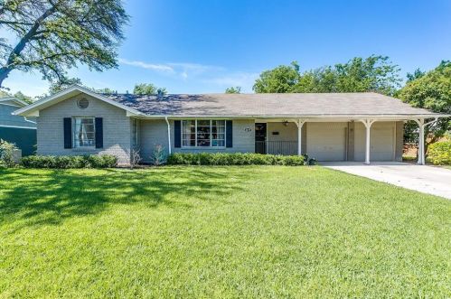 4237 Whitfield Ave, Fort Worth, TX 76109-5312