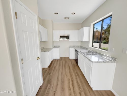 7514 14th St, Phoenix, AZ 85042-5665