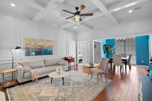 2300 Timberglen Dr, Lewisville TX  75028-1916 exterior