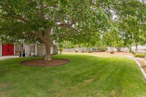 28565 Vallejo Ave, Temecula CA  92592-2316 exterior