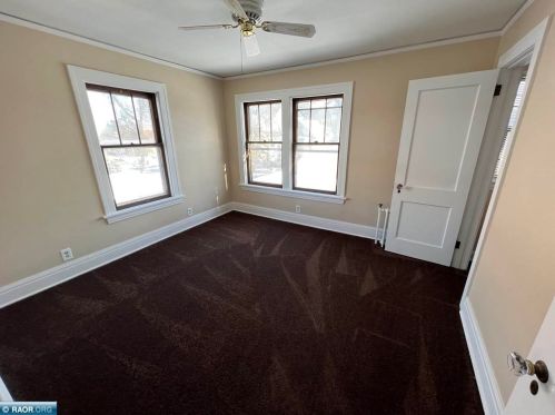 2109 4th Ave, Hibbing MN  55746-1517 exterior