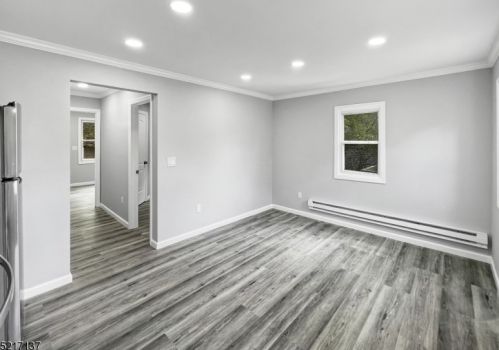 121 Dartmouth Trl, Hopatcong NJ  07843-1152 exterior