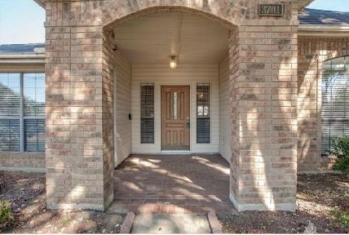 3701 Dutton Dr, Plano TX  75023-1030 exterior