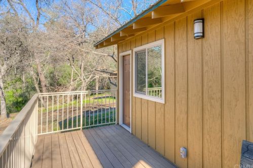 15 Woodcrest Dr, Oroville CA  95966-5518 exterior