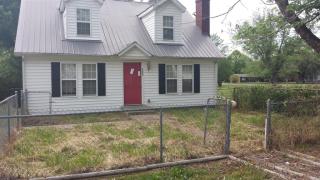 1303 Lincoln St, Tullahoma, TN 37388-5620