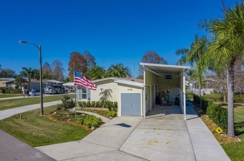 5130 Shore Line Dr, Polk City, FL 33868-9581