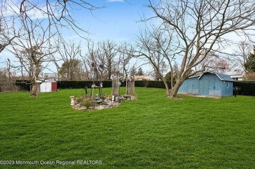 1703 Maxwell Dr, Belmar NJ  07719-3851 exterior