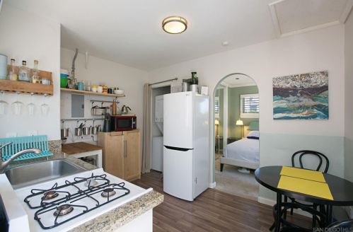 1475 Beryl St, San Diego CA 92109-2212 exterior