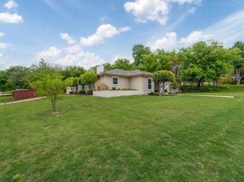 1701 Saxony Rd, Fort Worth, TX 76116-1905