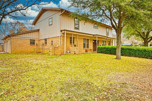 7501 Monterrey Dr, Fort Worth, TX 76112-5410