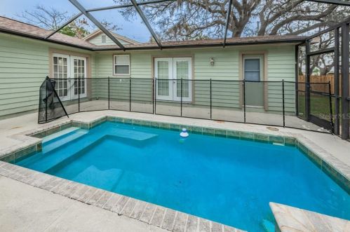 810 Beckett Way, Tarpon Springs, FL 34689-5708