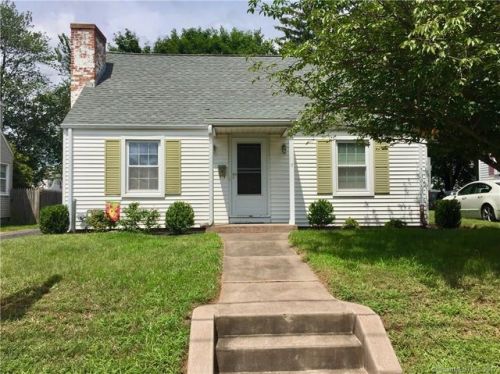 17 Westwood St, Manchester, CT 06040-5722