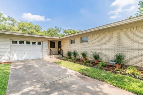 4504 Vance Rd, Fort Worth TX  76180-8160 exterior