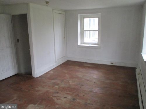 1810 Schwenksville Rd, Collegeville PA  19473-1942 exterior