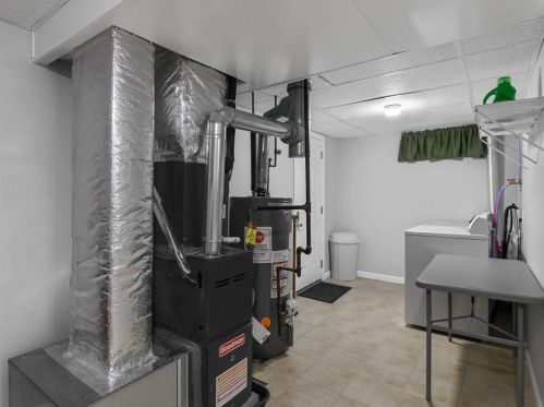 119 Regent Ave, Providence RI  02908-5430 exterior